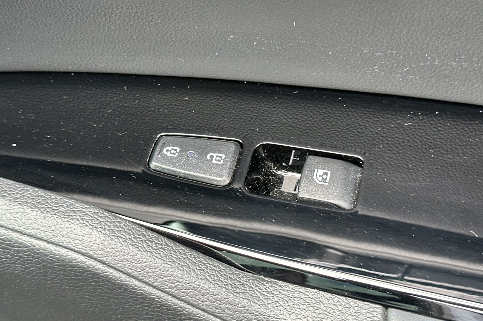 2024 Kia Sportage Plug-In Hybrid X-Line