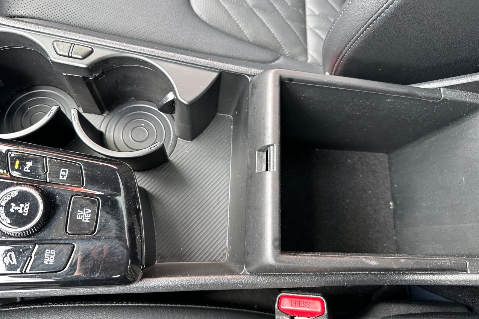 2024 Kia Sportage Plug-In Hybrid X-Line