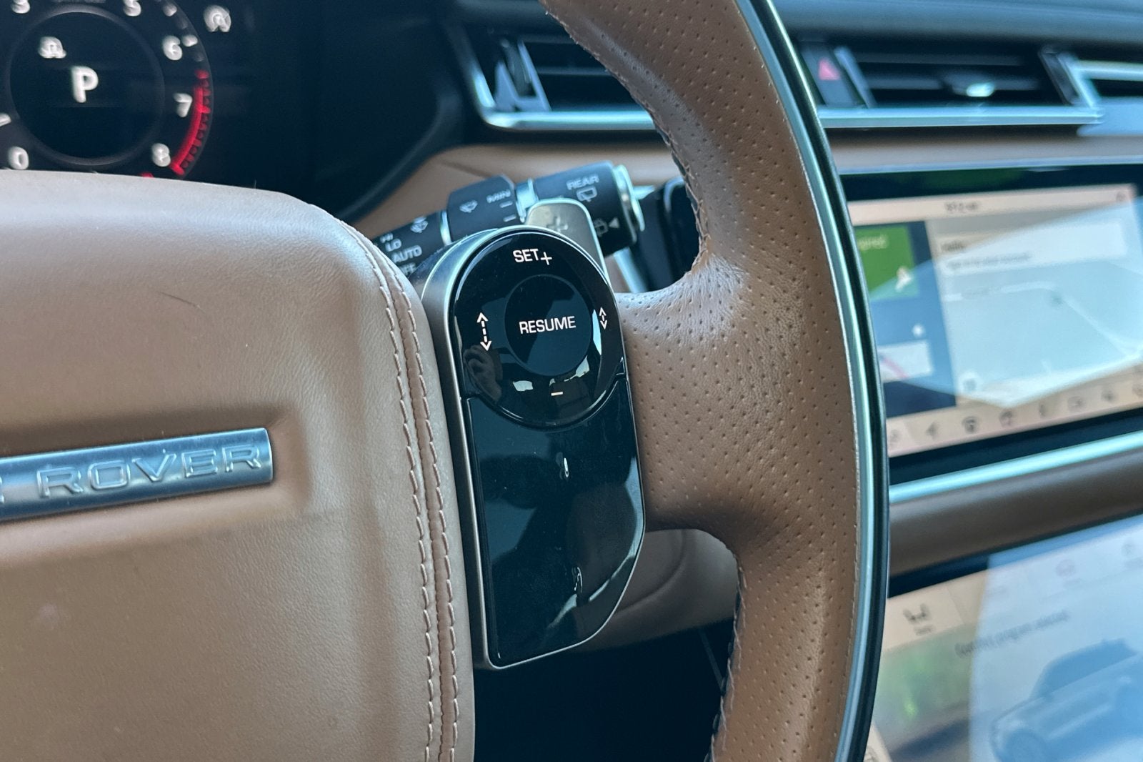 2019 Land Rover Range Rover Velar SE R-Dynamic