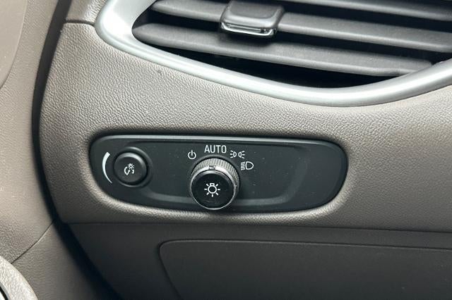 2022 Chevrolet Malibu LS