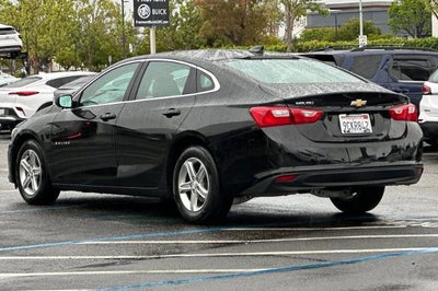 2022 Chevrolet Malibu LS