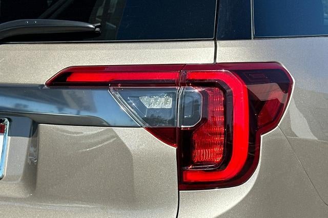 2022 GMC Acadia AT4