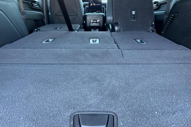 2025 GMC Yukon AT4
