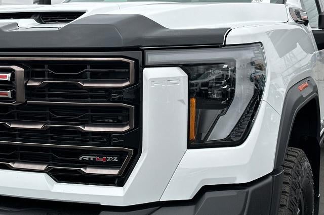 2025 GMC Sierra 2500 HD AT4X