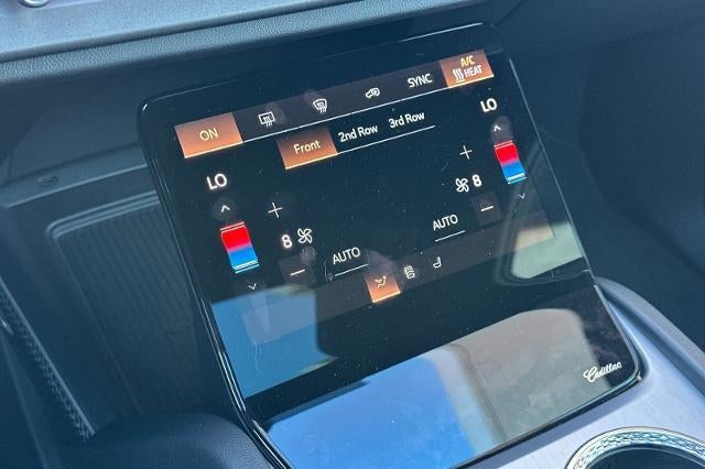 2026 Cadillac VISTIQ Luxury