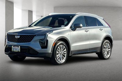 2025 Cadillac XT4 Premium Luxury