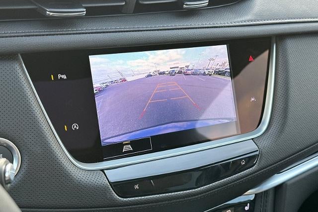 2025 Cadillac XT6 Luxury