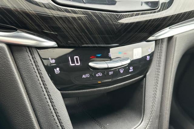 2022 Cadillac XT6 Premium Luxury