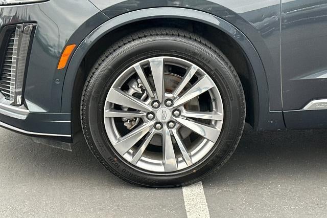 2022 Cadillac XT6 Premium Luxury