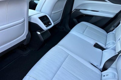 2025 Cadillac LYRIQ Luxury 1