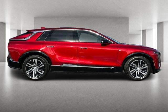 2025 Cadillac LYRIQ Luxury 1