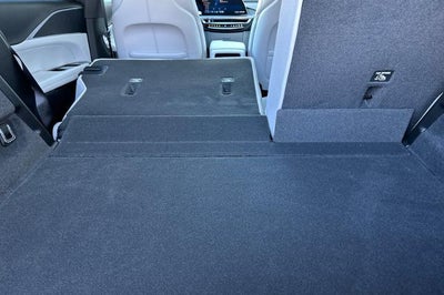 2025 Cadillac LYRIQ Luxury 1