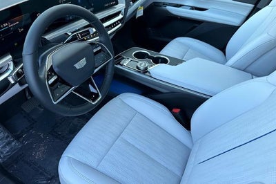 2025 Cadillac LYRIQ Luxury 1