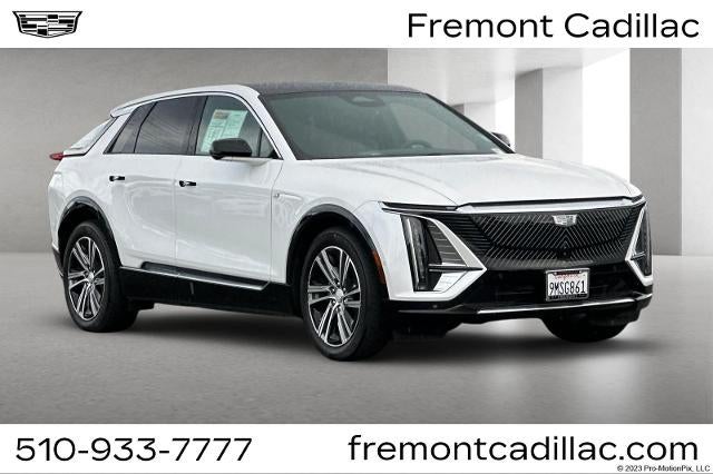 2024 Cadillac LYRIQ Luxury 1