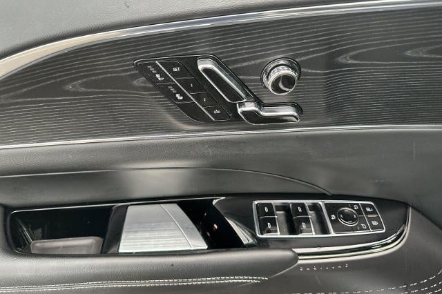 2024 Cadillac LYRIQ Luxury 1
