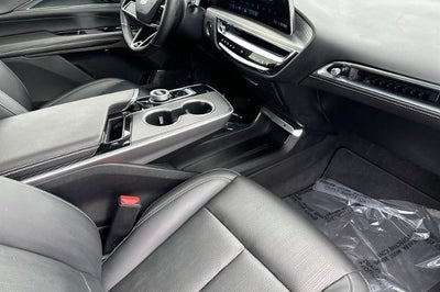 2024 Cadillac LYRIQ Luxury 1