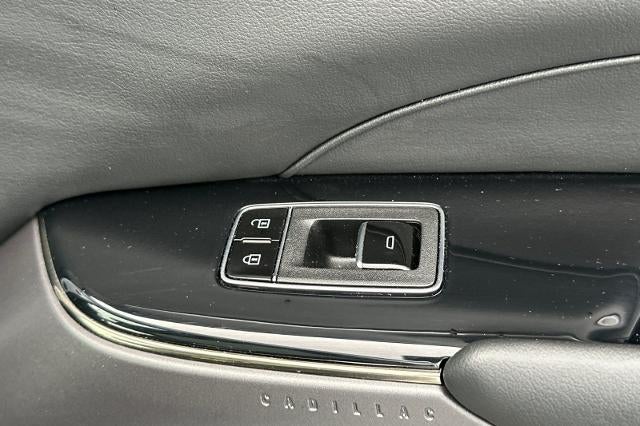 2024 Cadillac LYRIQ Luxury 1