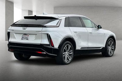 2024 Cadillac LYRIQ Luxury 1