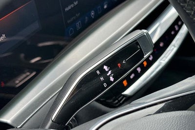 2024 Cadillac LYRIQ Luxury 1