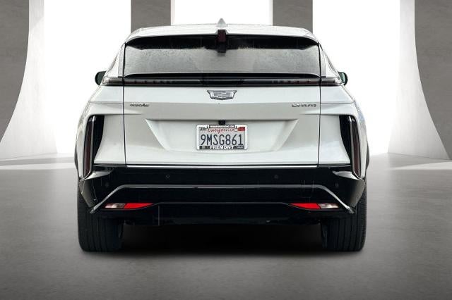 2024 Cadillac LYRIQ Luxury 1