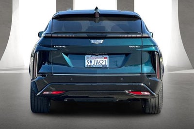 2024 Cadillac LYRIQ Luxury 1