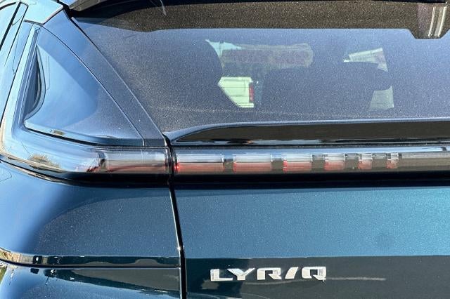2024 Cadillac LYRIQ Luxury 1