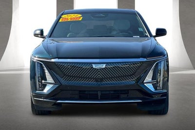 2024 Cadillac LYRIQ Luxury 1