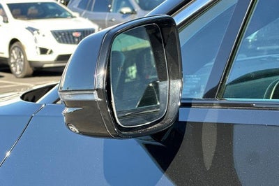 2024 Cadillac LYRIQ Luxury 1