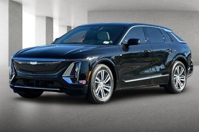 2024 Cadillac LYRIQ Luxury 1