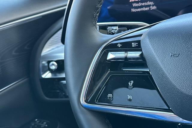 2025 Cadillac LYRIQ Sport 1