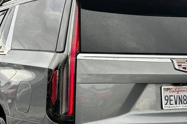 2023 Cadillac Escalade ESV Premium Luxury