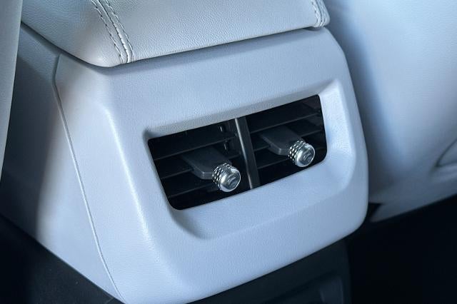 2027 Cadillac OPTIQ Luxury