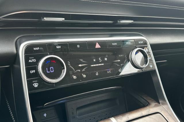 2024 Genesis GV80 Base