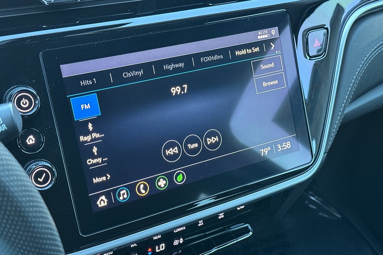 2022 Chevrolet Bolt EUV LT
