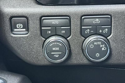 2025 Chevrolet Silverado 1500 LT (2FL)