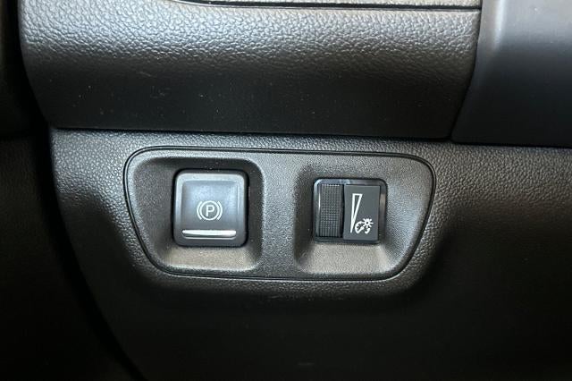 2022 GMC Acadia AT4