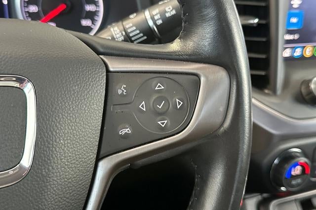 2022 GMC Acadia AT4