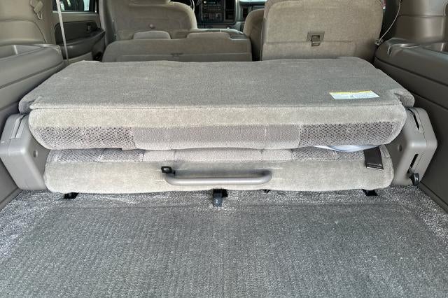 2003 Chevrolet Suburban LS