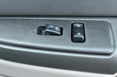2003 Chevrolet Suburban LS