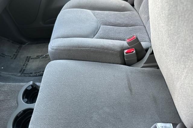 2003 Chevrolet Suburban LS
