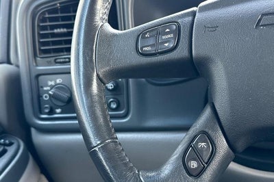 2003 Chevrolet Suburban LS