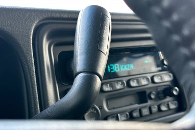2003 Chevrolet Suburban LS