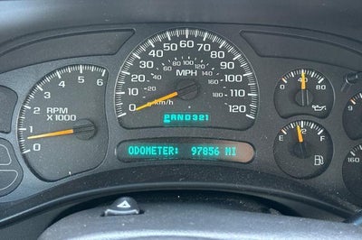 2003 Chevrolet Suburban LS