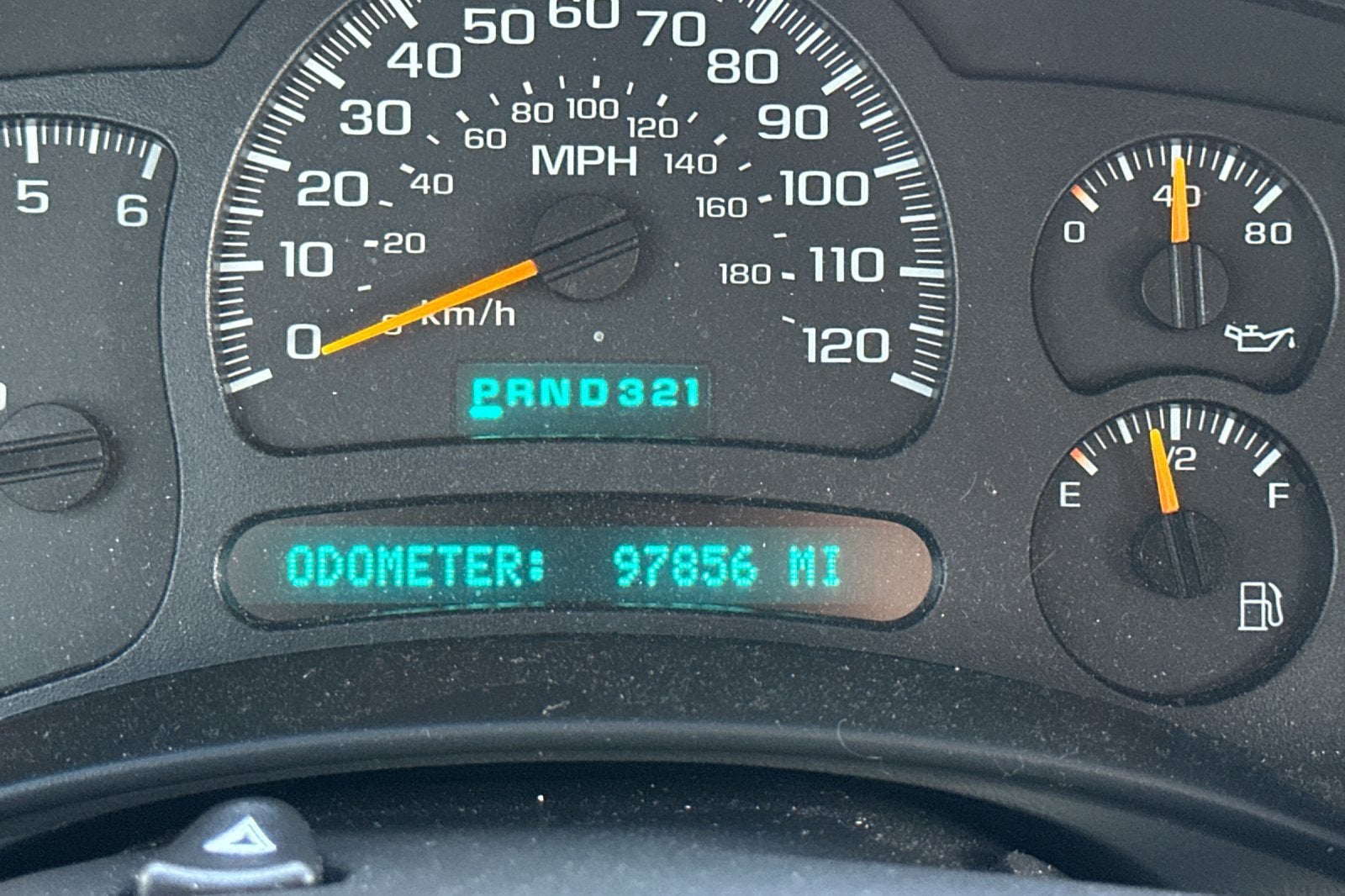 2003 Chevrolet Suburban LS