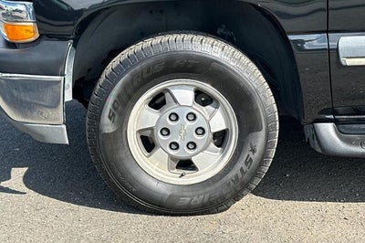 2003 Chevrolet Suburban LS