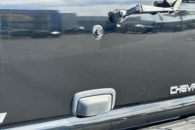 2003 Chevrolet Suburban LS