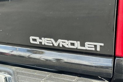 2003 Chevrolet Suburban LS
