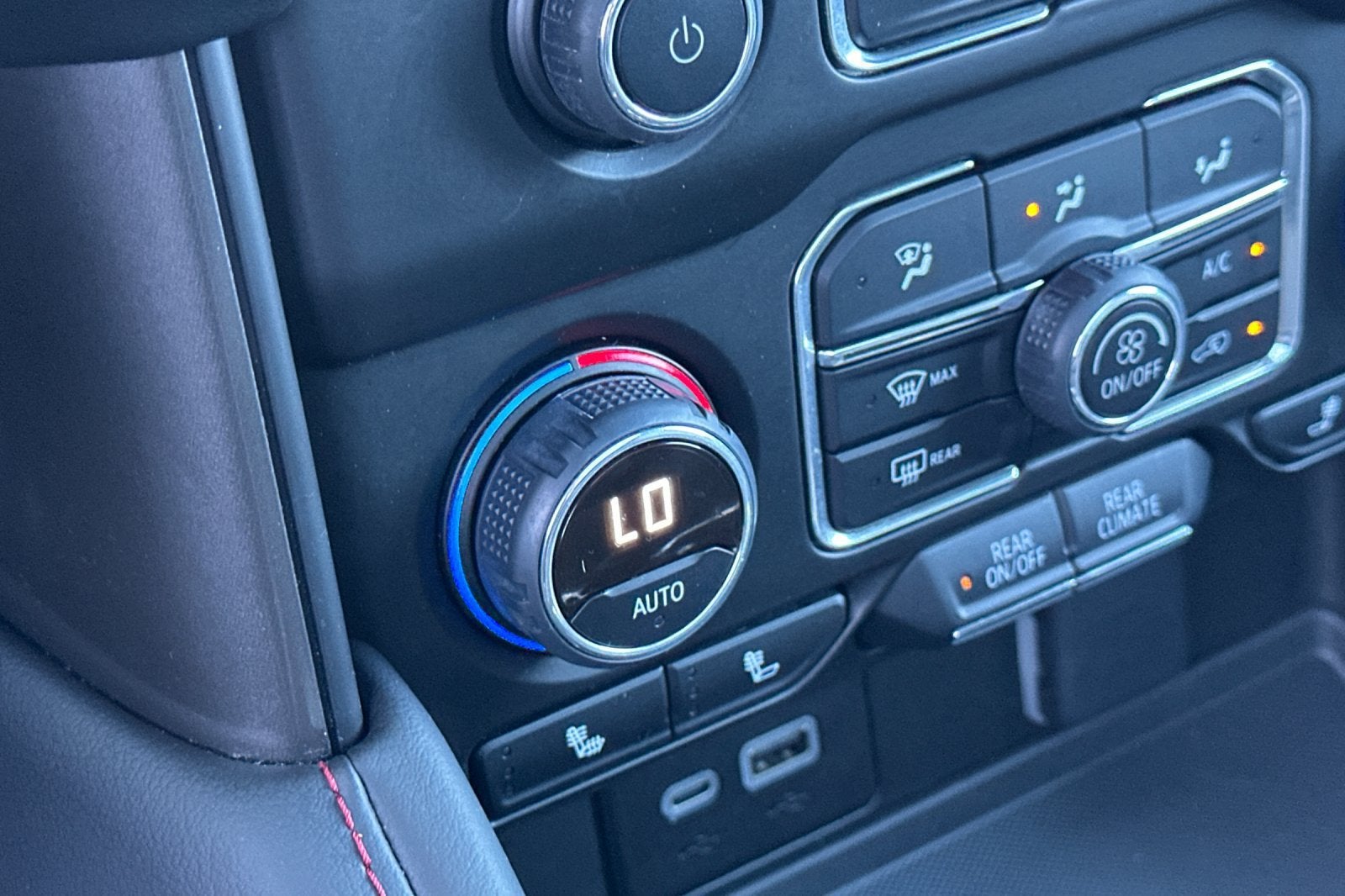 2024 Chevrolet Tahoe RST