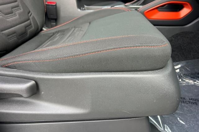 2023 Nissan Frontier Crew Cab PRO-X 4x2