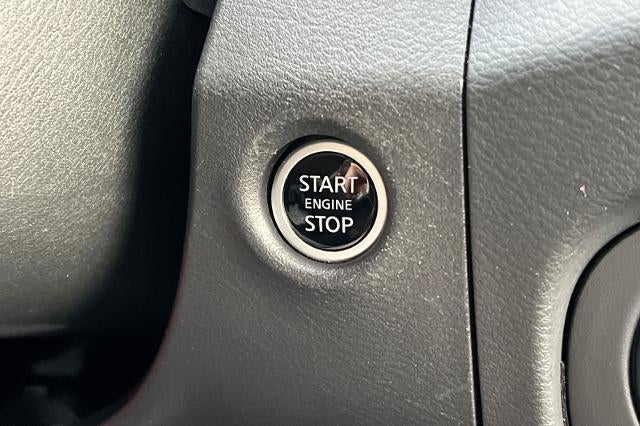 2023 Nissan Frontier Crew Cab PRO-X 4x2